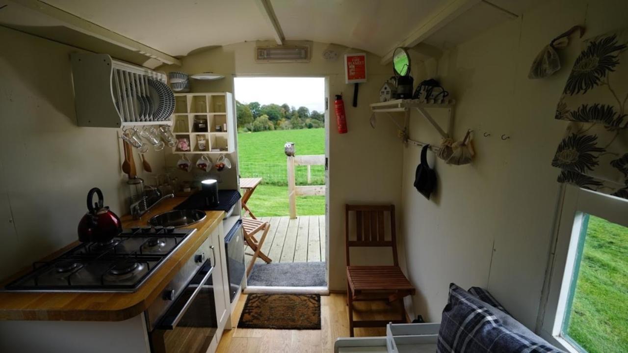 ホーイック Shepherd'S Hut Westcoteヴィラ エクステリア 写真